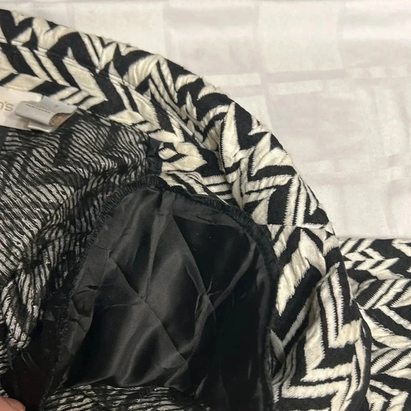 Chico chevron textured fitted one button closure blazer,
Multi media, NWOT - Picture 15 of 15